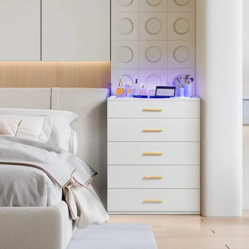 Cinq tiroirs avec LED