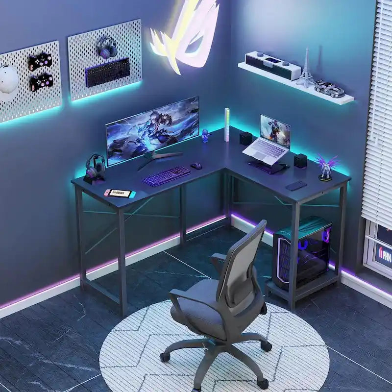 Bureau de jeu en L
