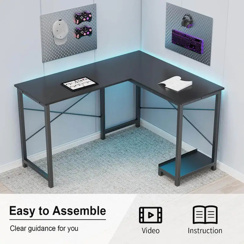 Bureau de jeu en L