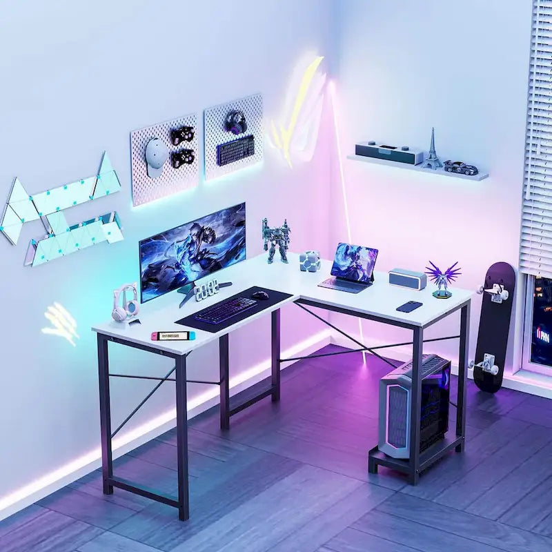 Bureau de jeu en L